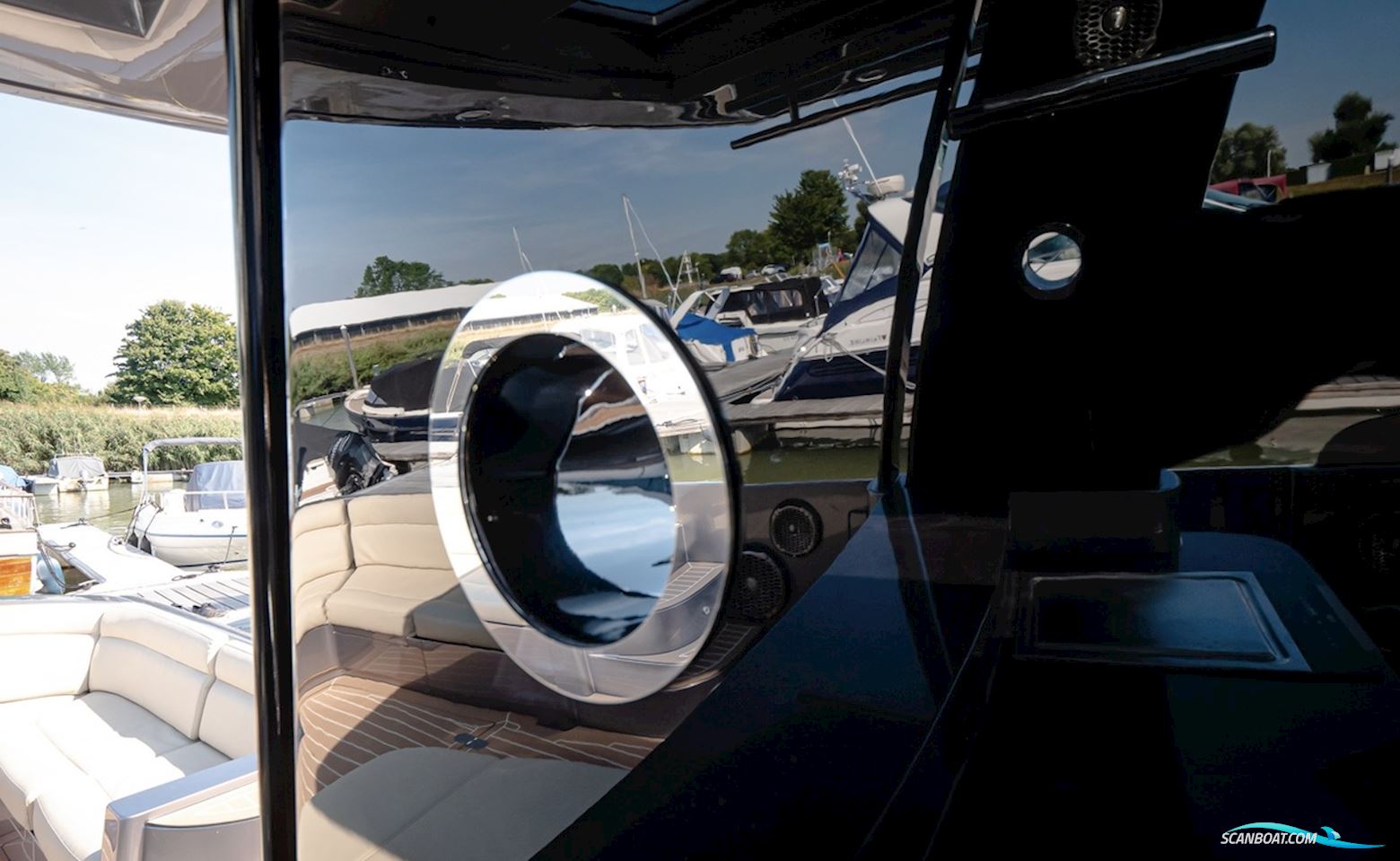 Brandaris Q52