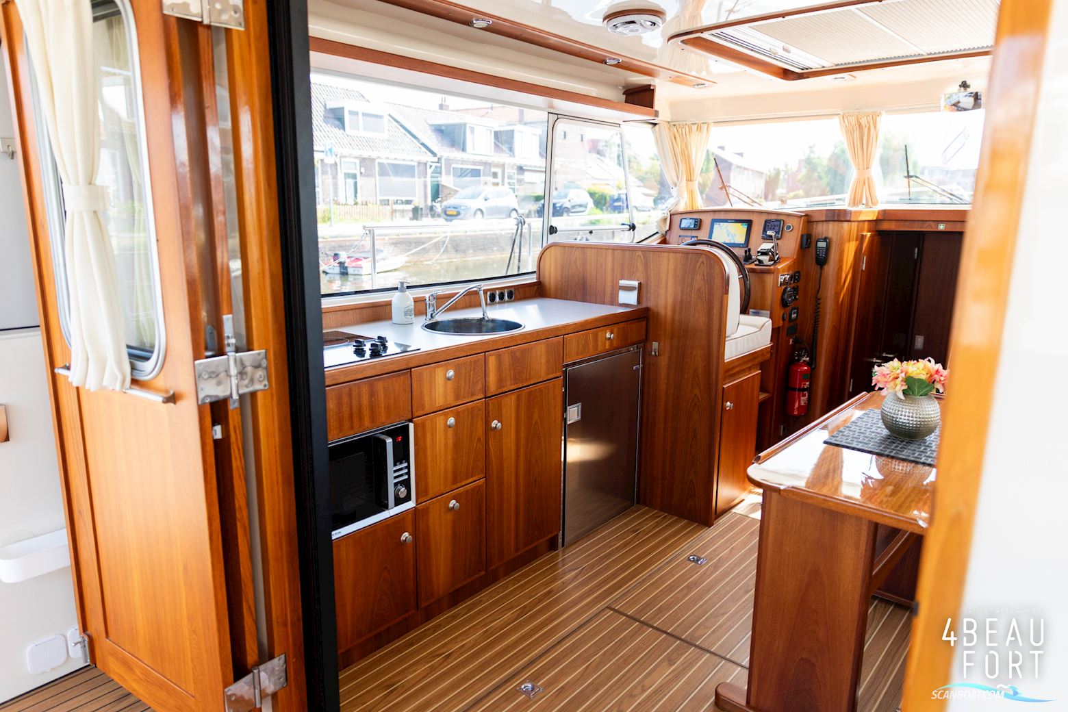 Brandsma Luna 37