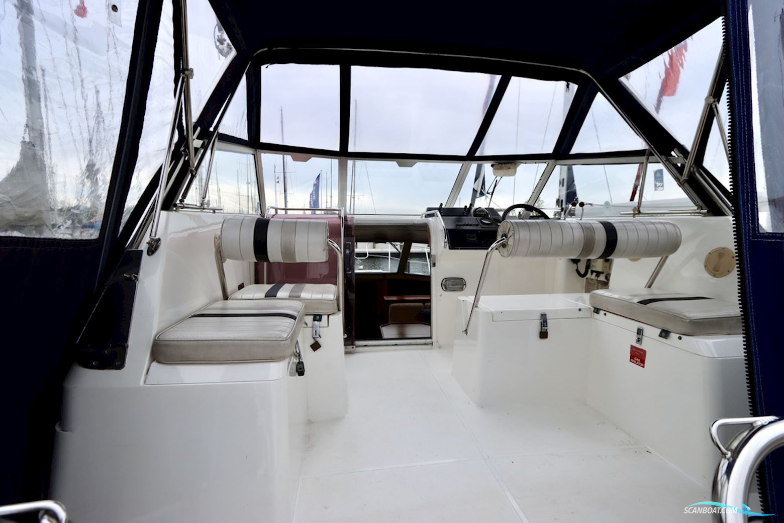 Broom 33