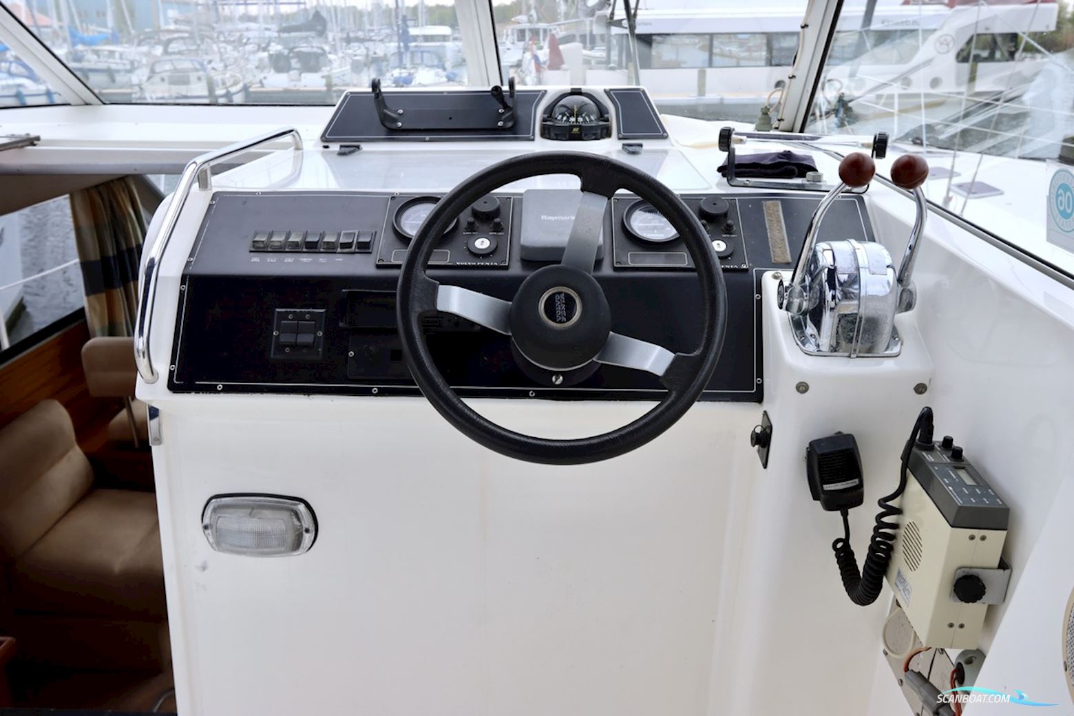 Broom 33