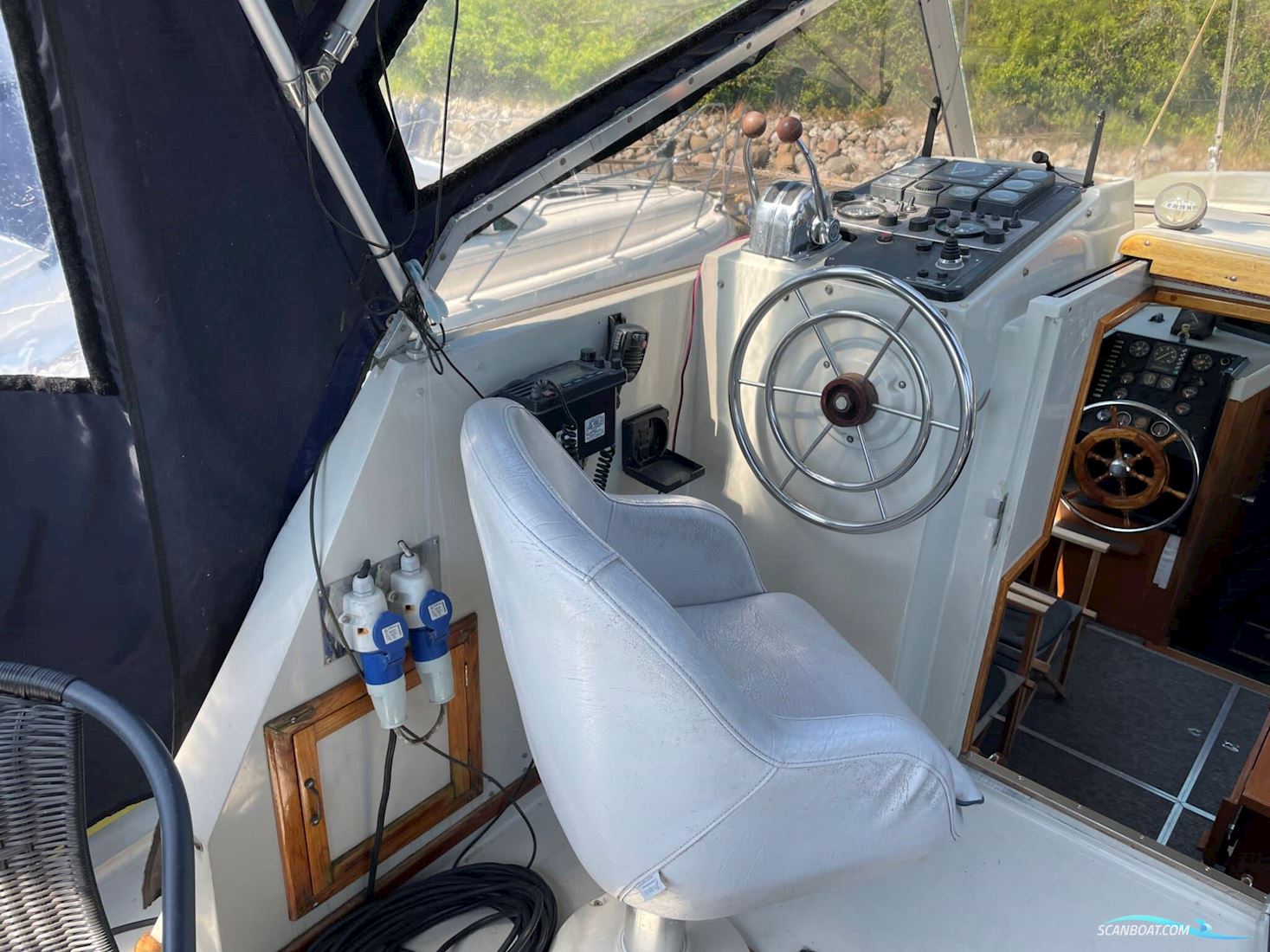 Broom 35 European