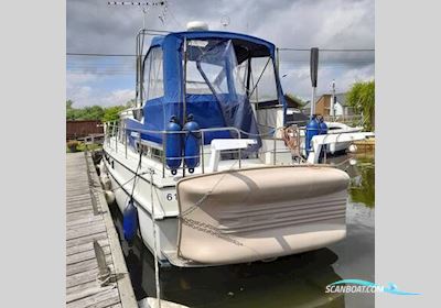 Broom Ocean 37 Motorbåt 1978, med Perkins motor, England