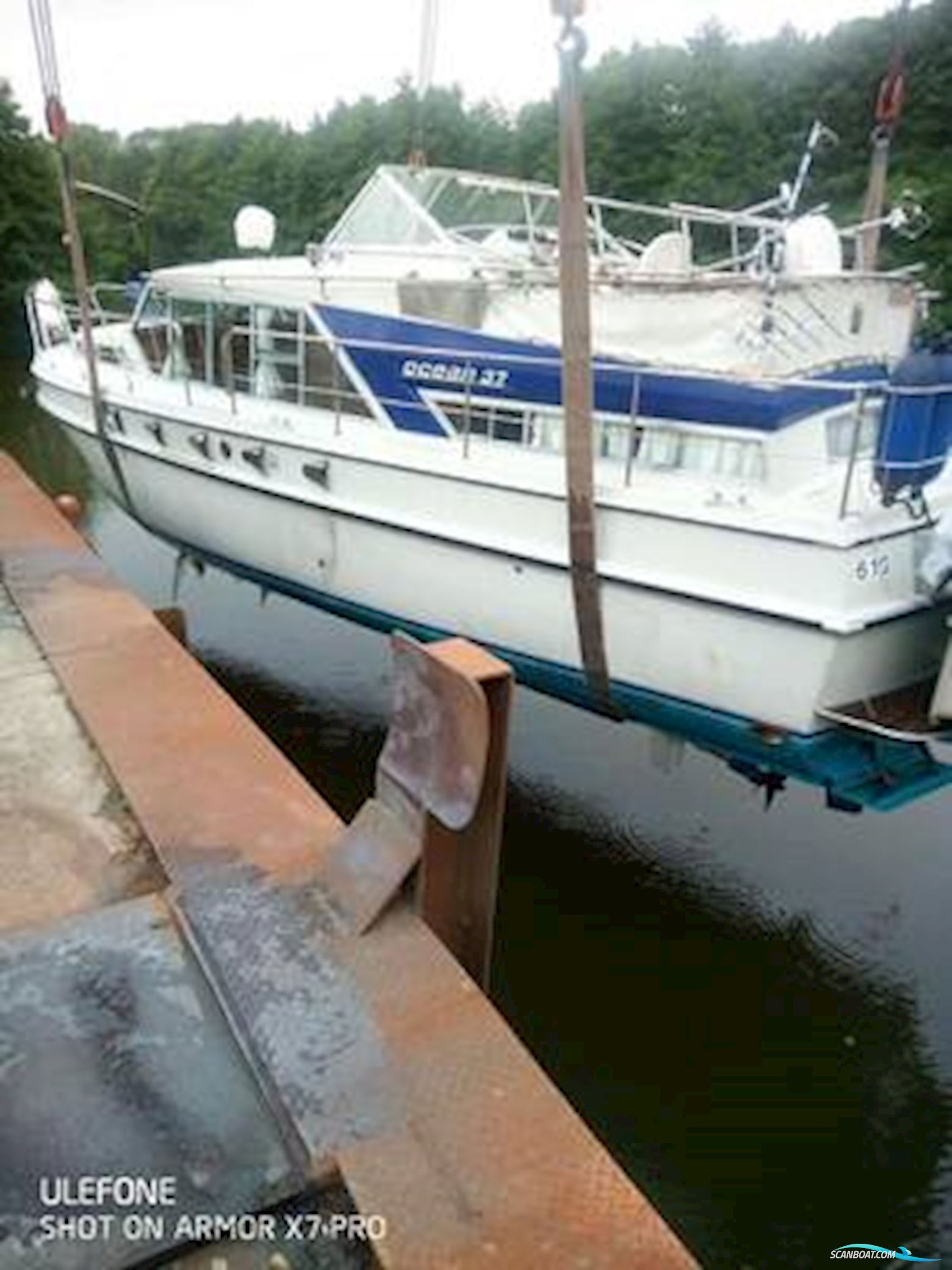Broom Ocean 37