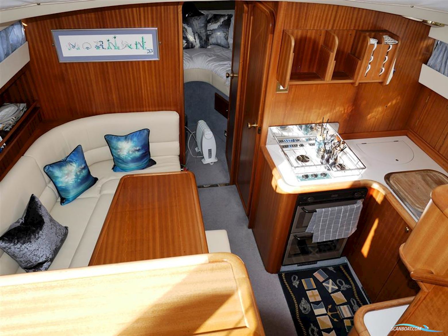 Broom Ocean 38