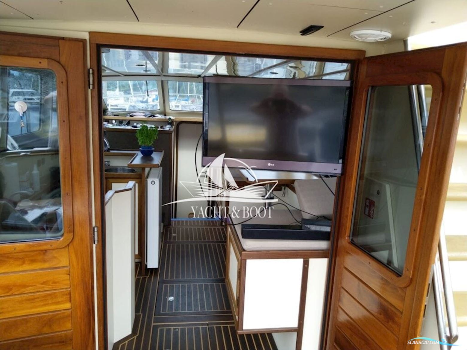 Bruce Roberts Europe 1200