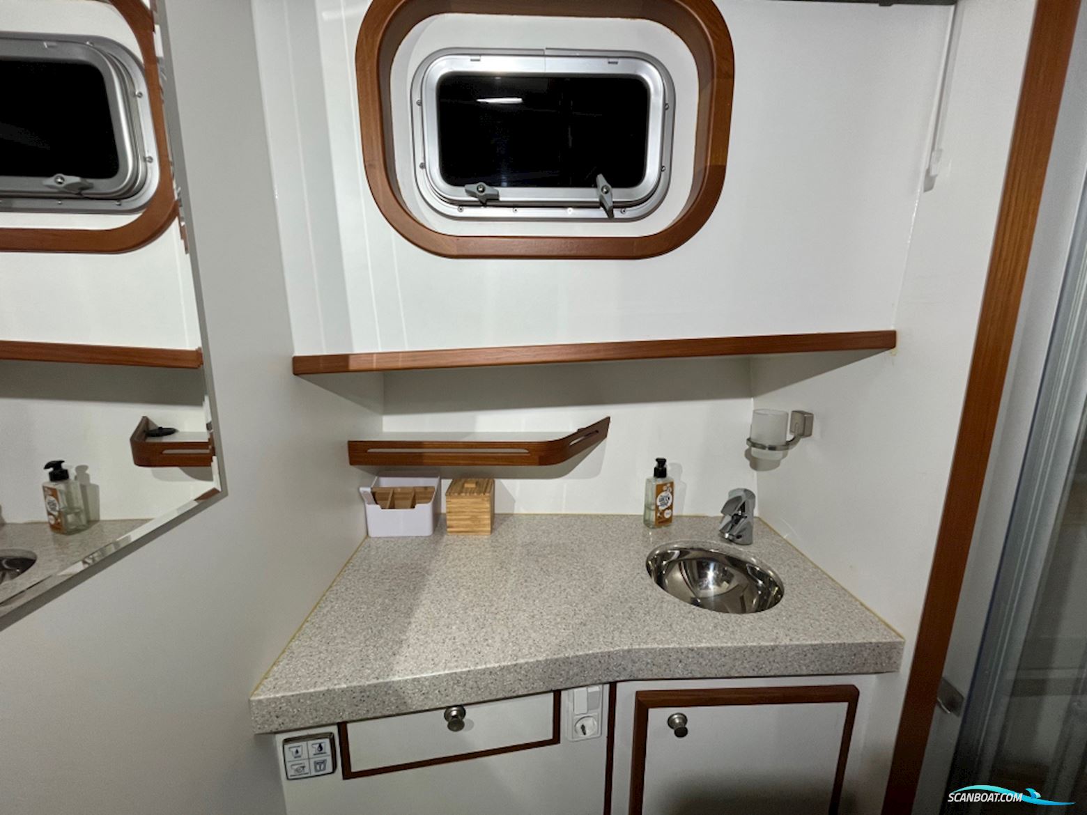 Bruijs Spiegelkotter Cabrio 1150