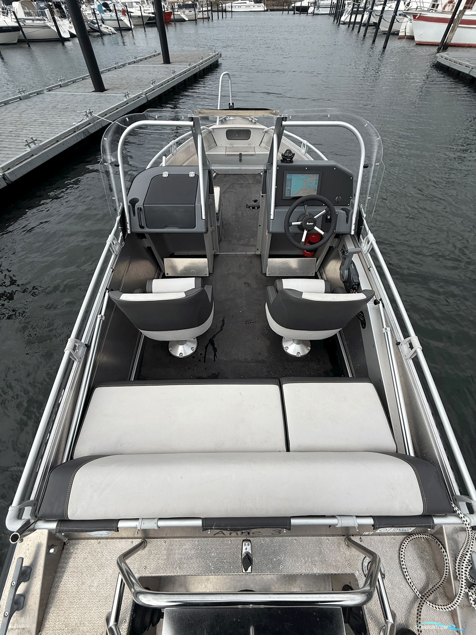 Buster LX med 60 hk Yamaha