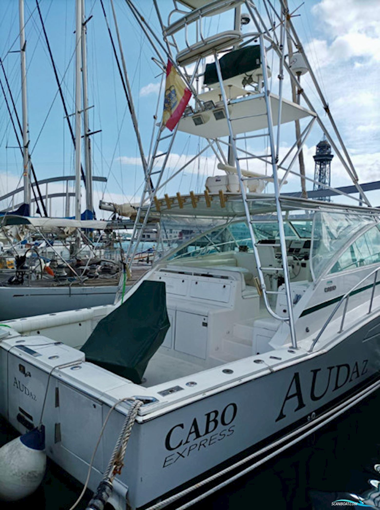 Cabo Yatchs 45 Express