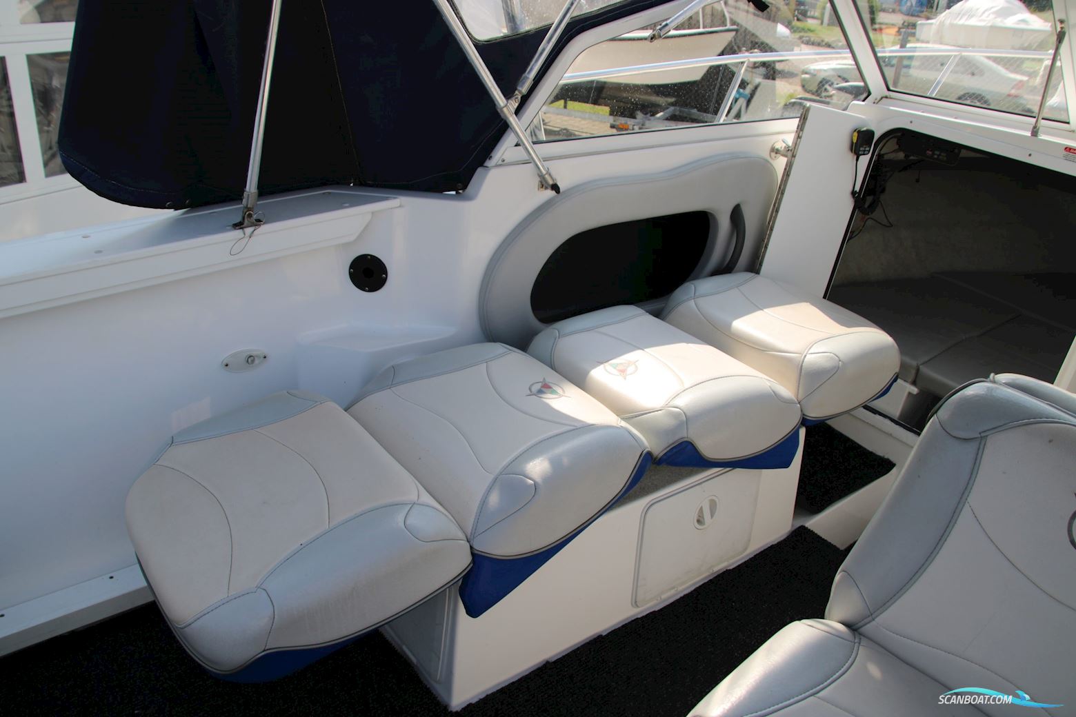 Campion 542 Explorer