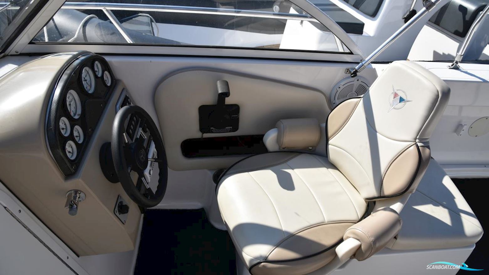 Campion 552i