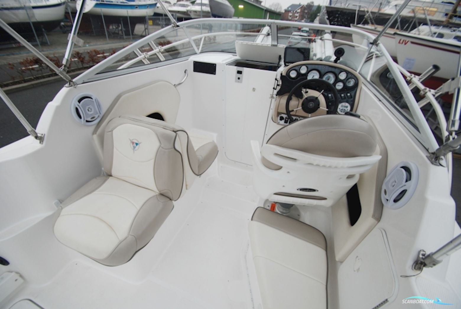 Campion 602 Explorer