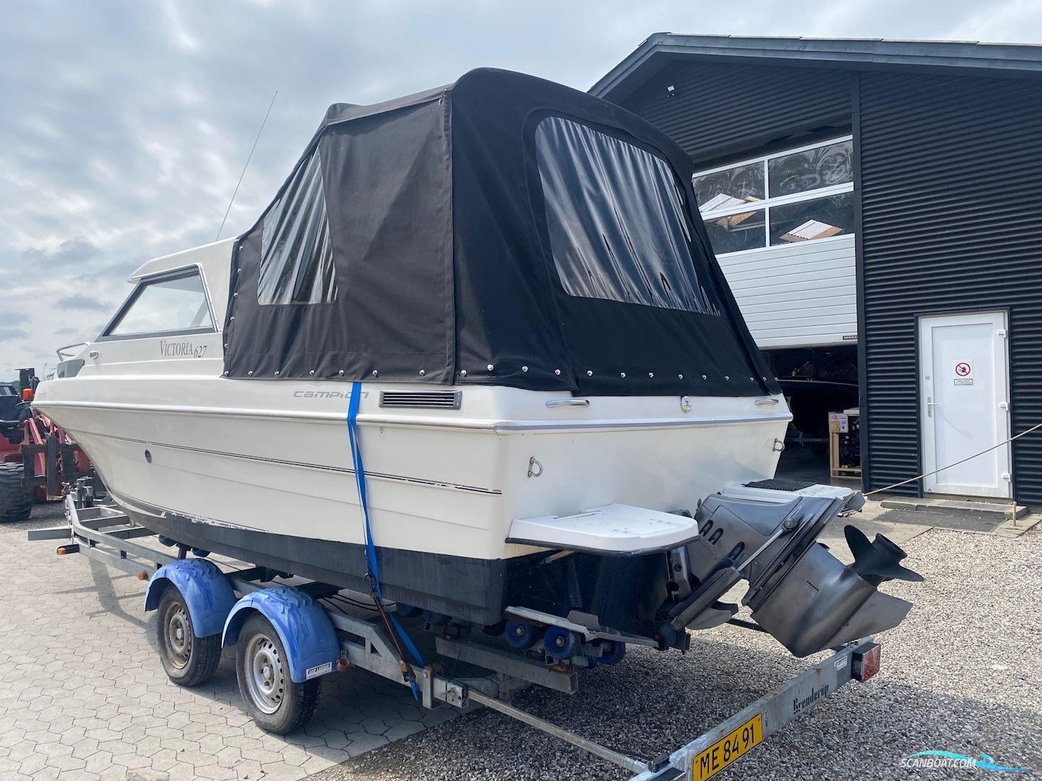 Campion 627 Victoria