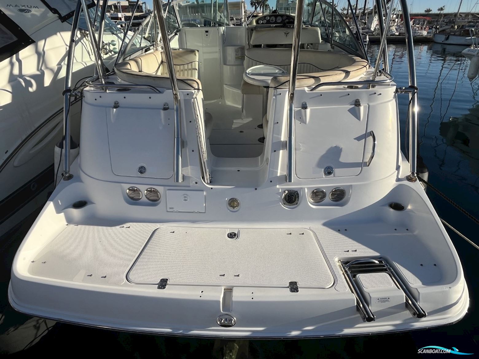 Campion Allante 825 Mid Cabin
