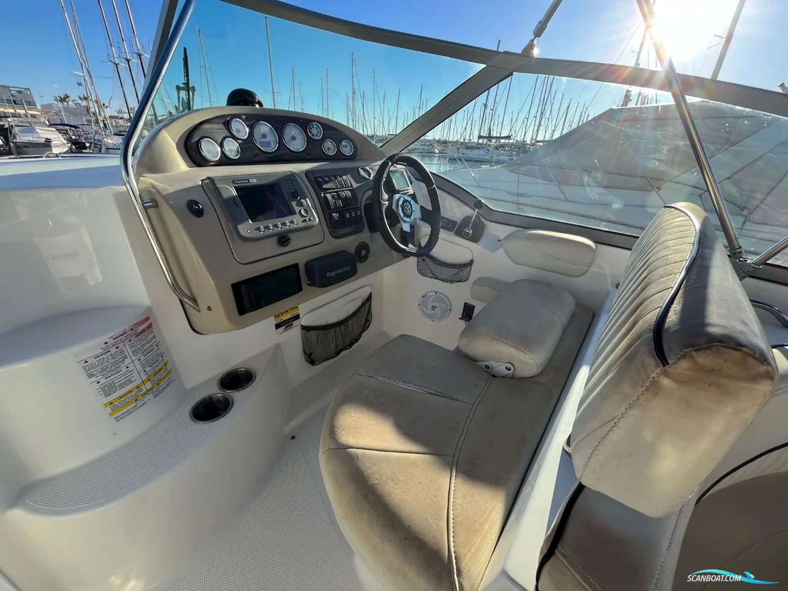 Campion Allante 825 Mid Cabin