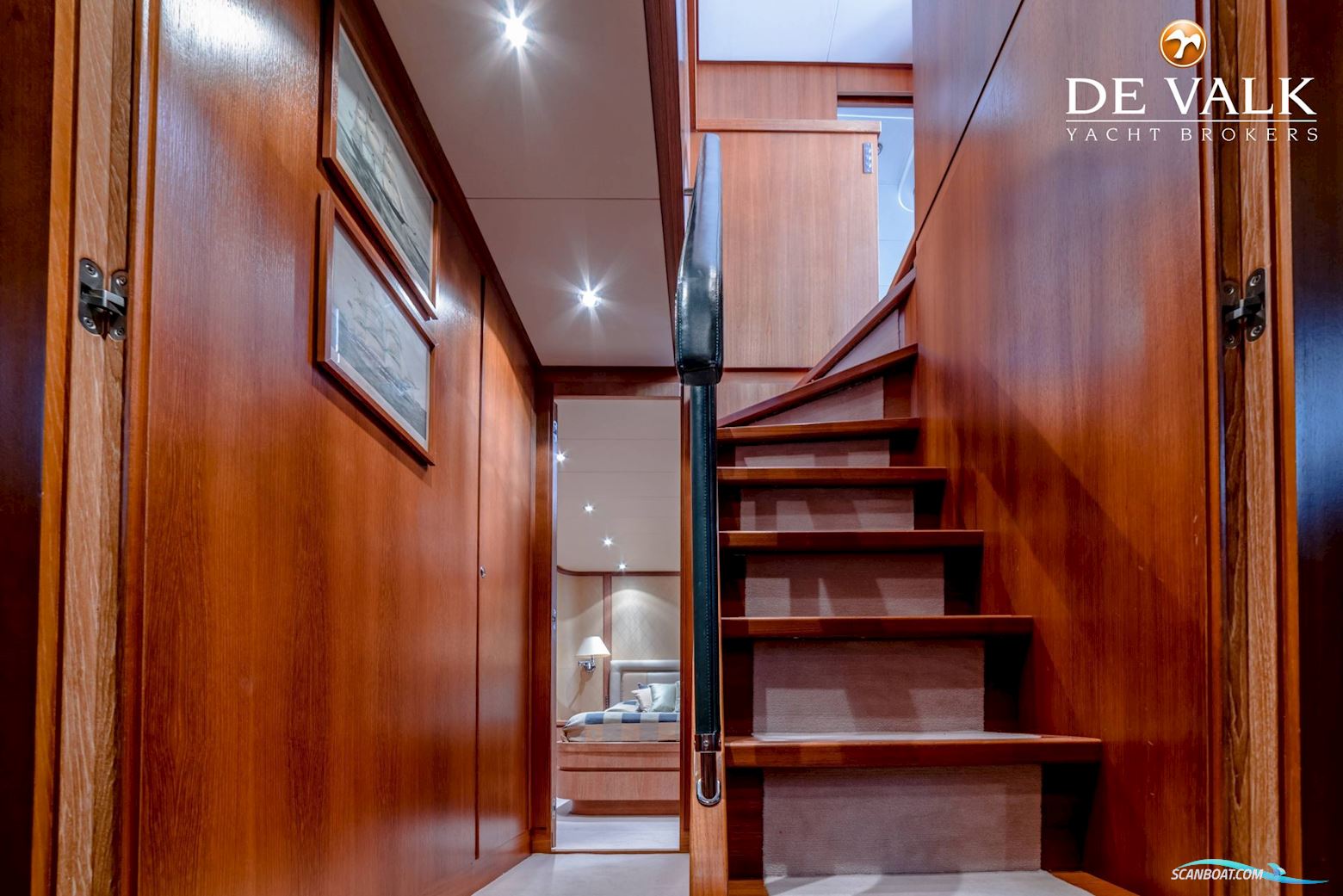 Cantieri Di Pisa Akhir 85