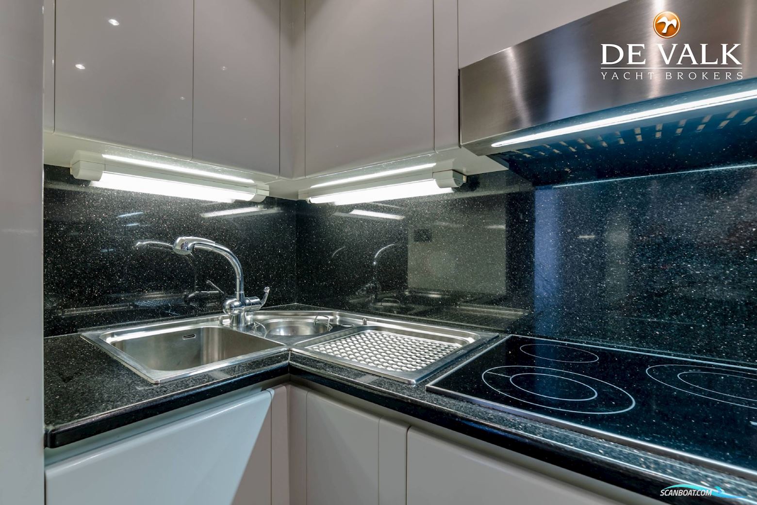 Cantieri Di Pisa Akhir 85