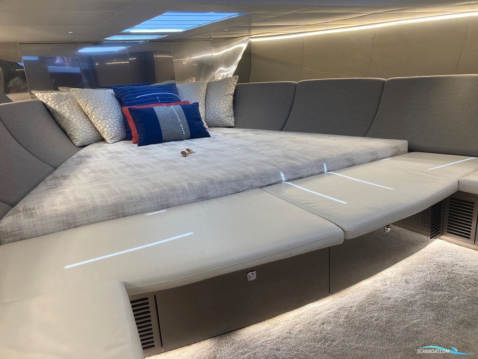 Cantieri Navali del Mediterraneo CONTINENTAL 50