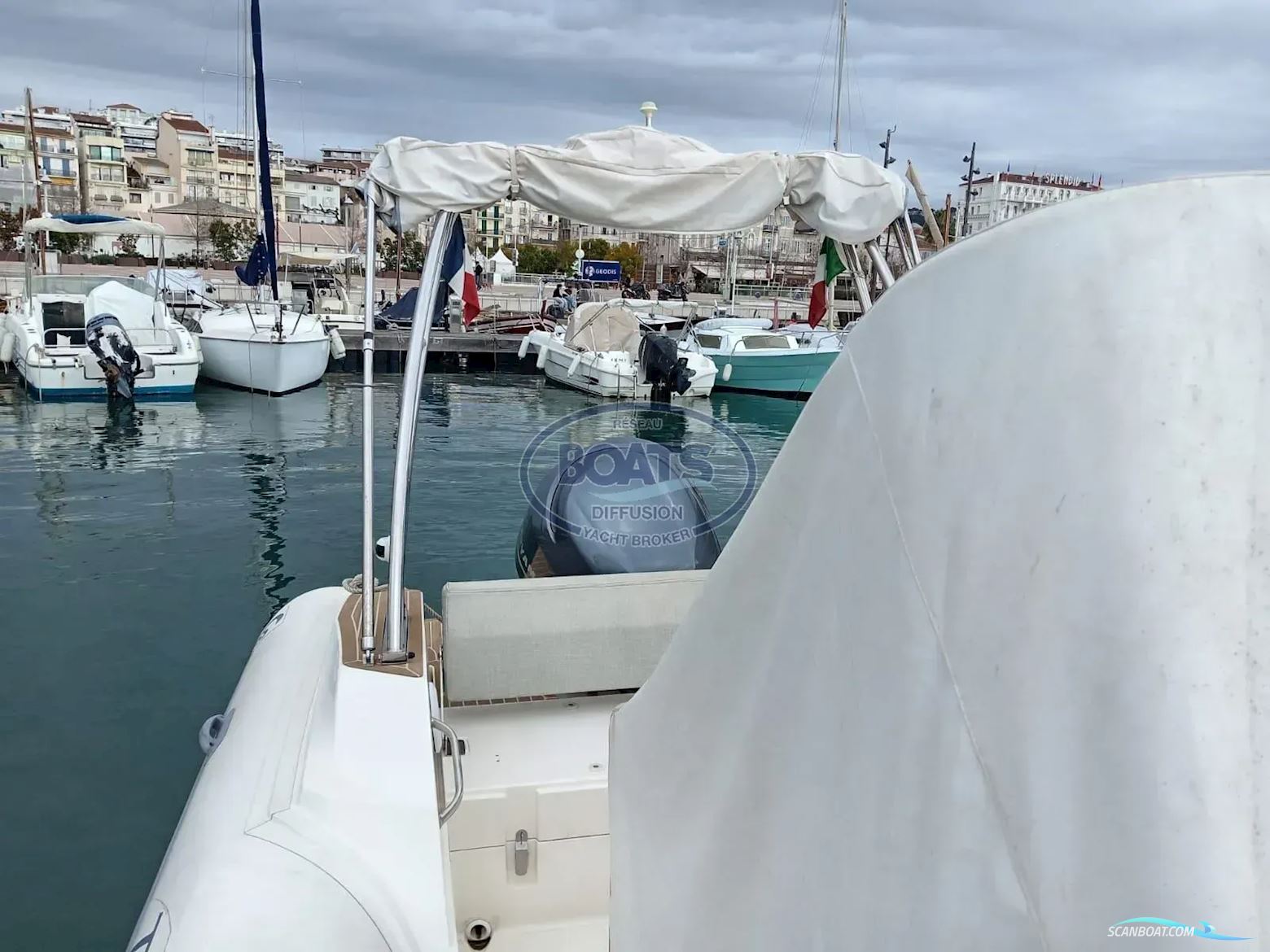 Capelli  Tempest 700