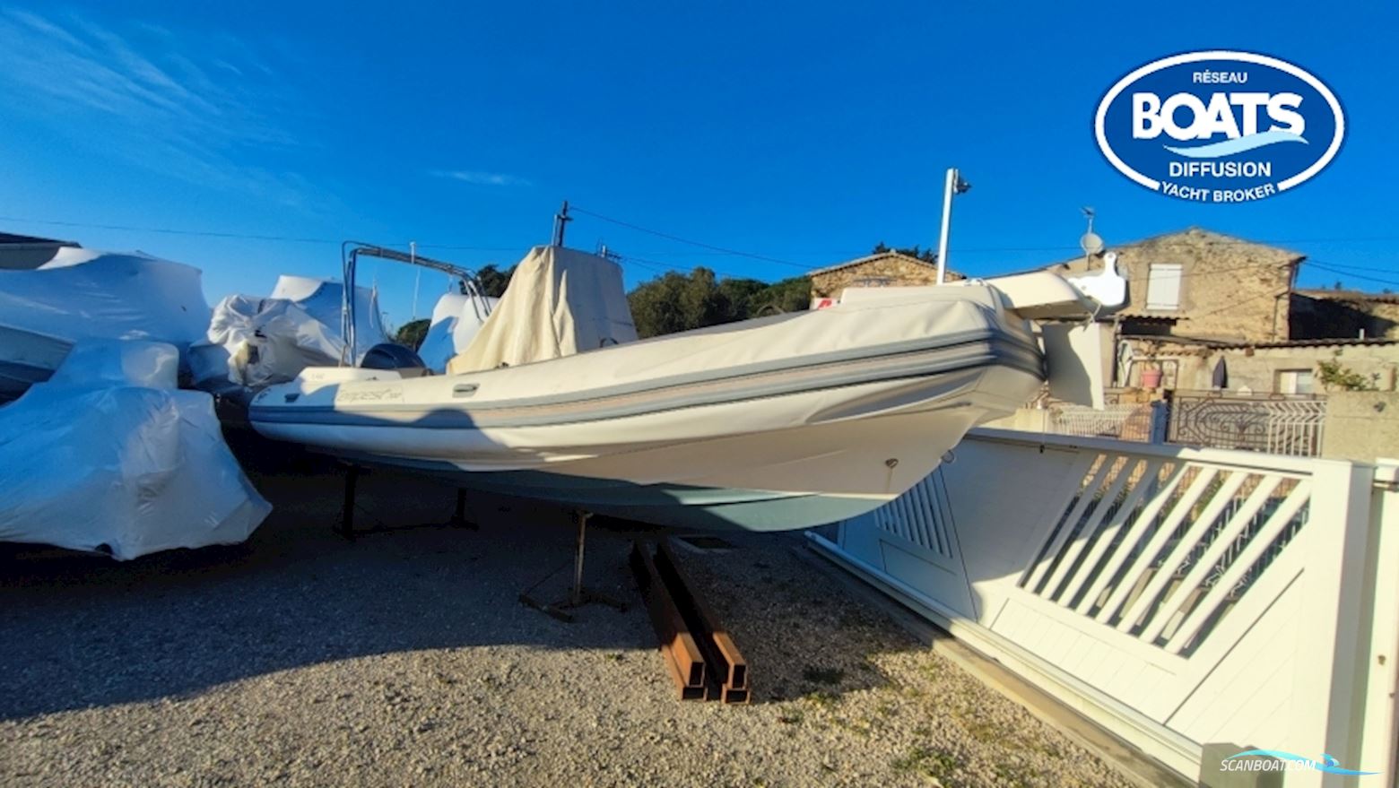 Capelli Tempest 700 Sun Motorbåt 2016, med Yamaha motor, Frankrike