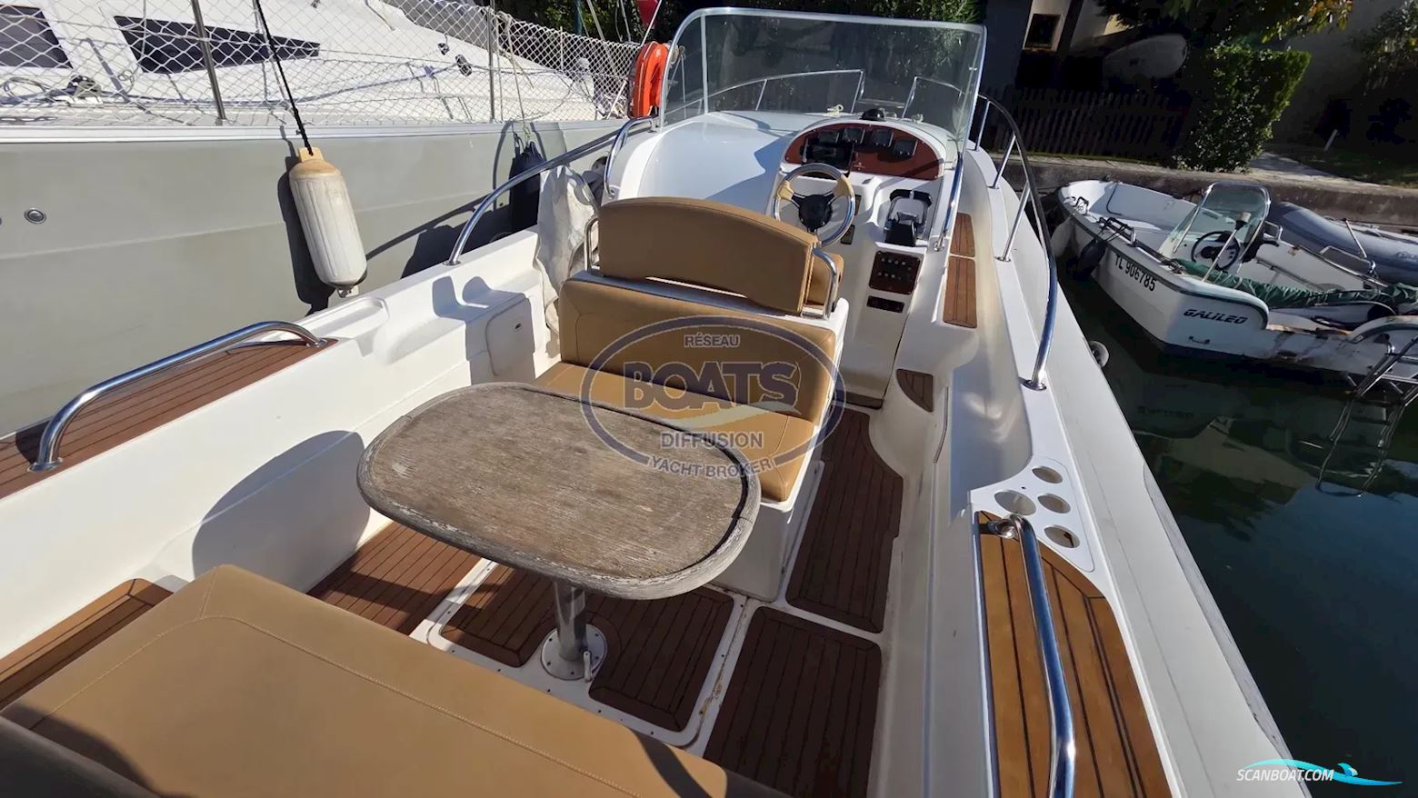 Capelli TEMPEST 900 WA