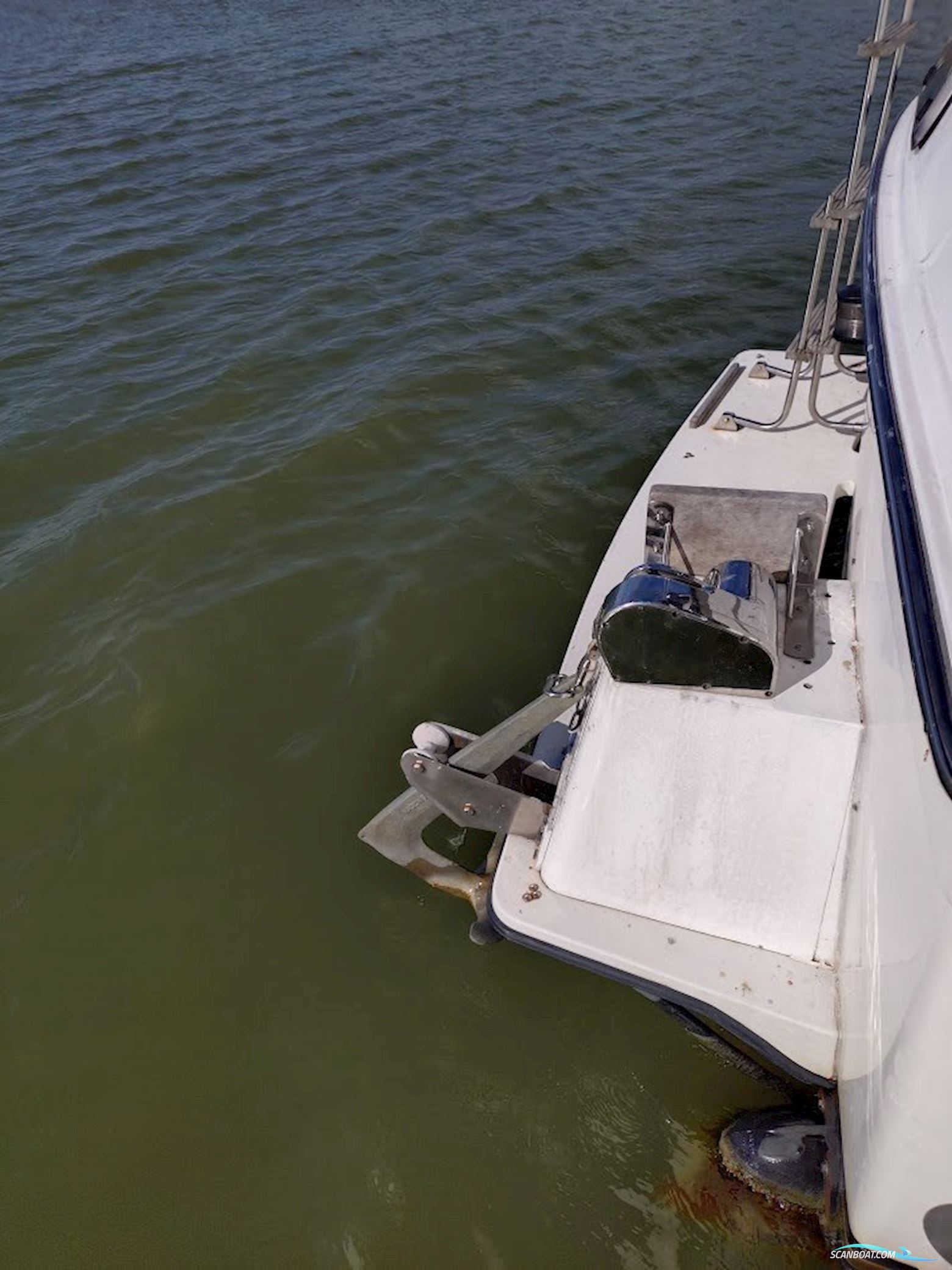 Carver 32