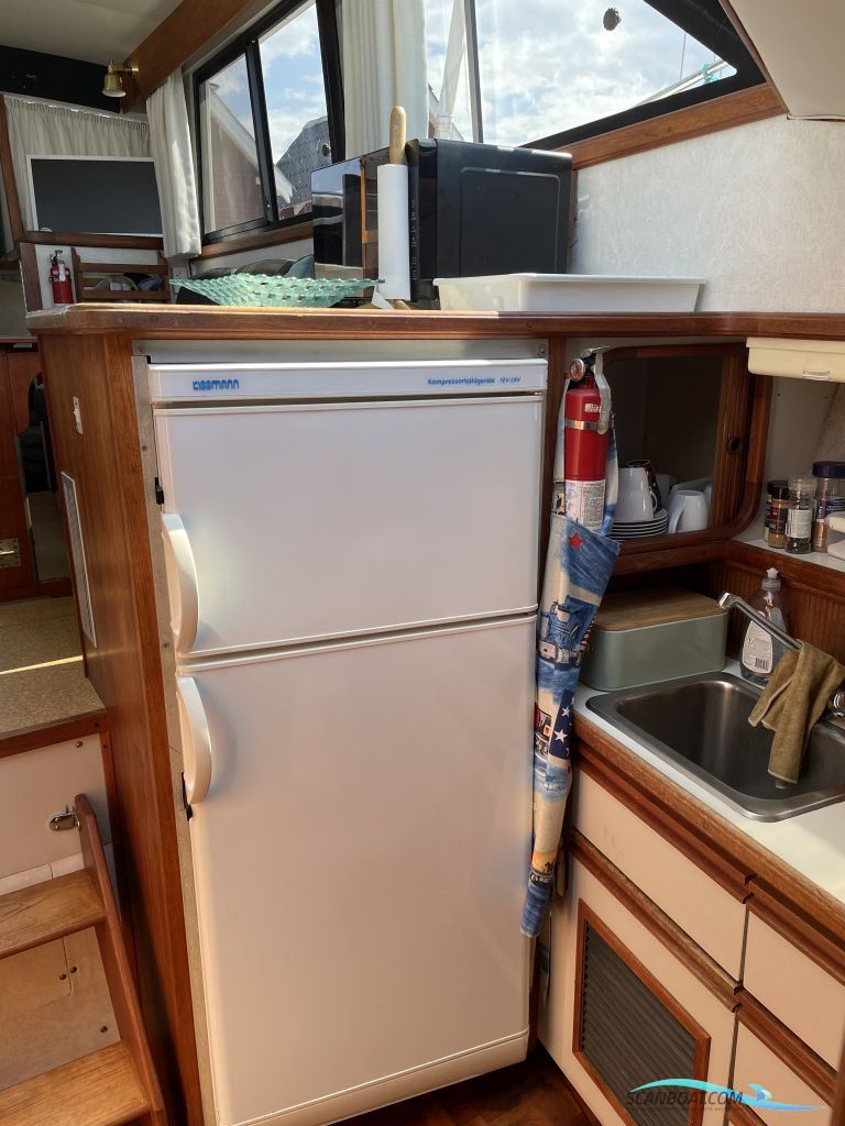 Carver 3207 Aft Cabin