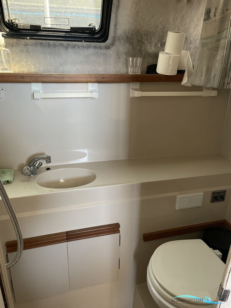 Carver 3207 Aft Cabin