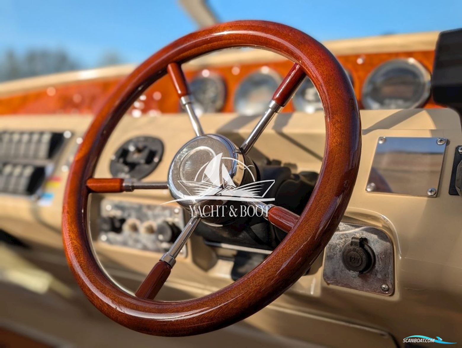 Carver 450 Voyager Pilothouse