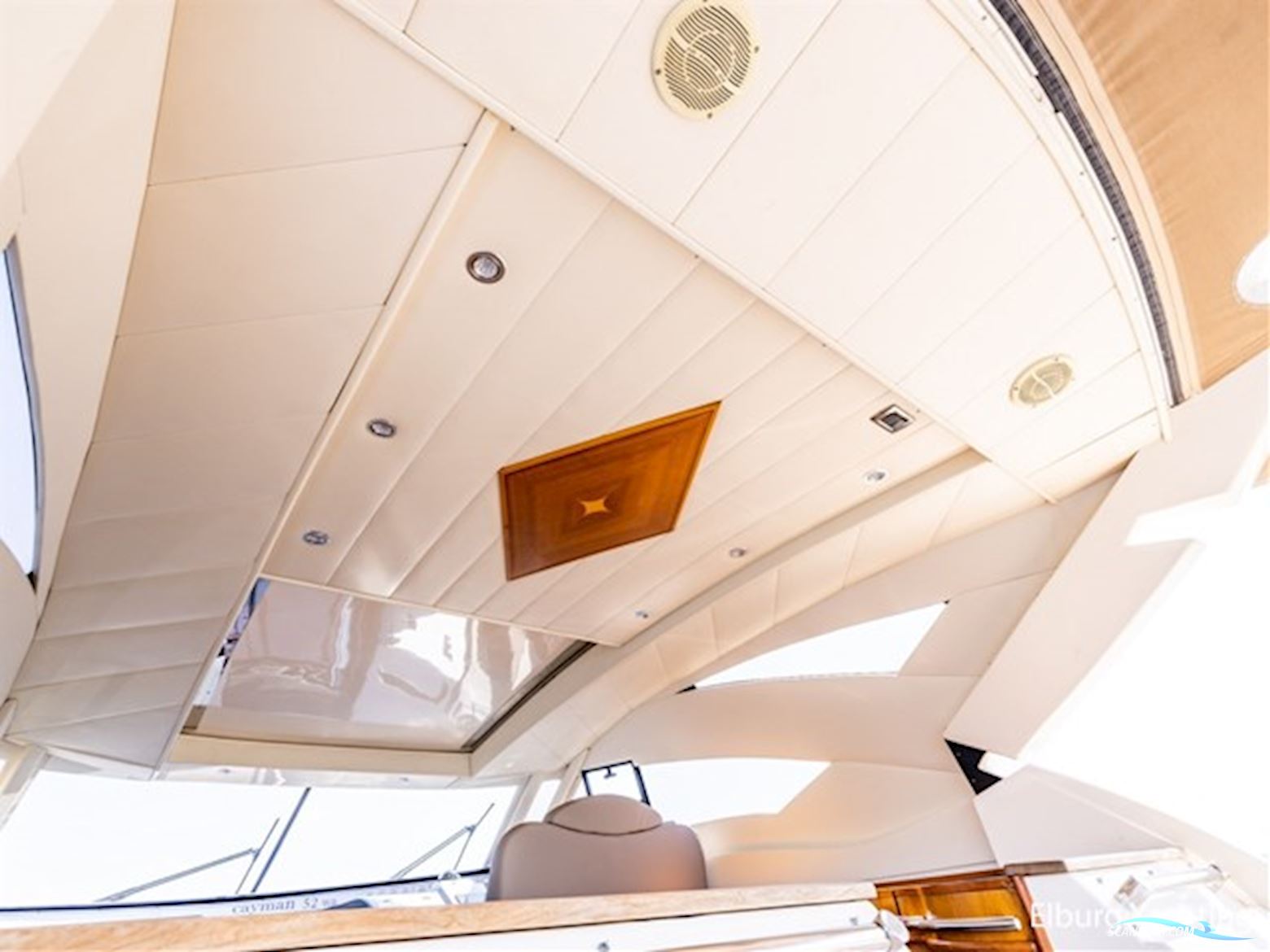 Cayman 52 Hardtop