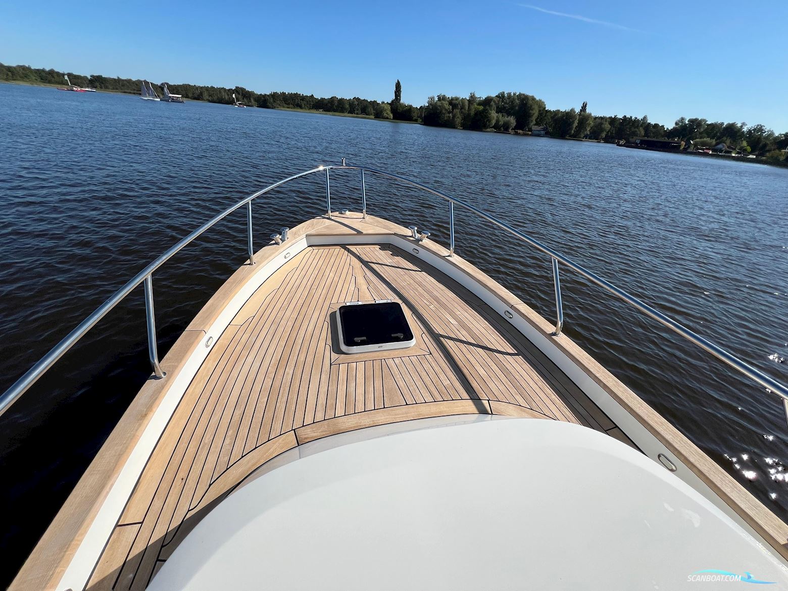 Center Console Blackfish Crossover 900