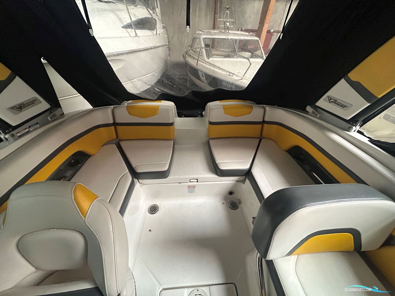 Chaparral 203 Vortex (VRX)