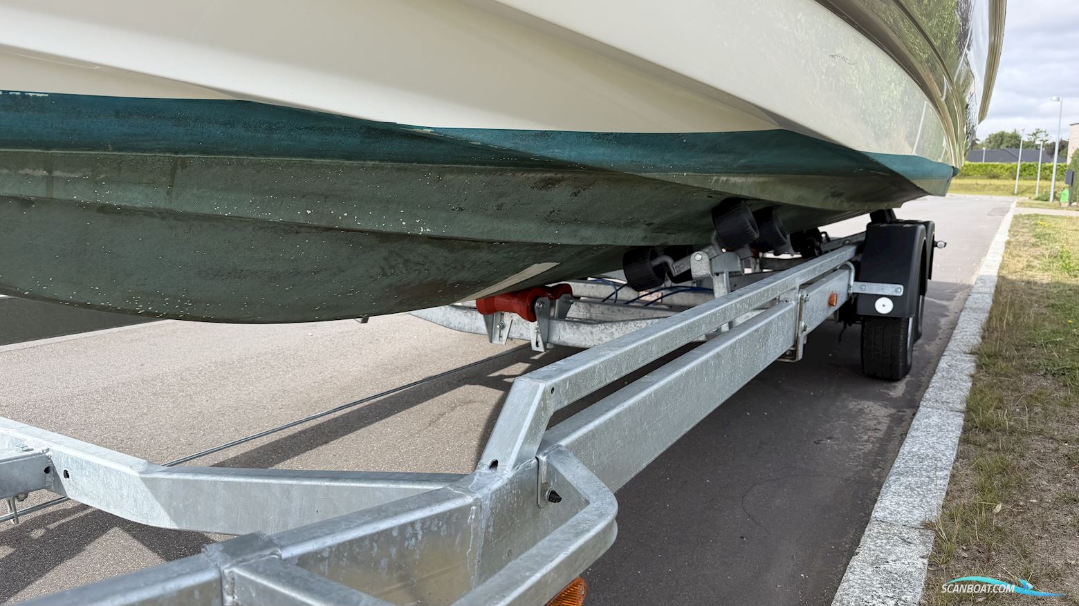 Chaparral 215 SSI