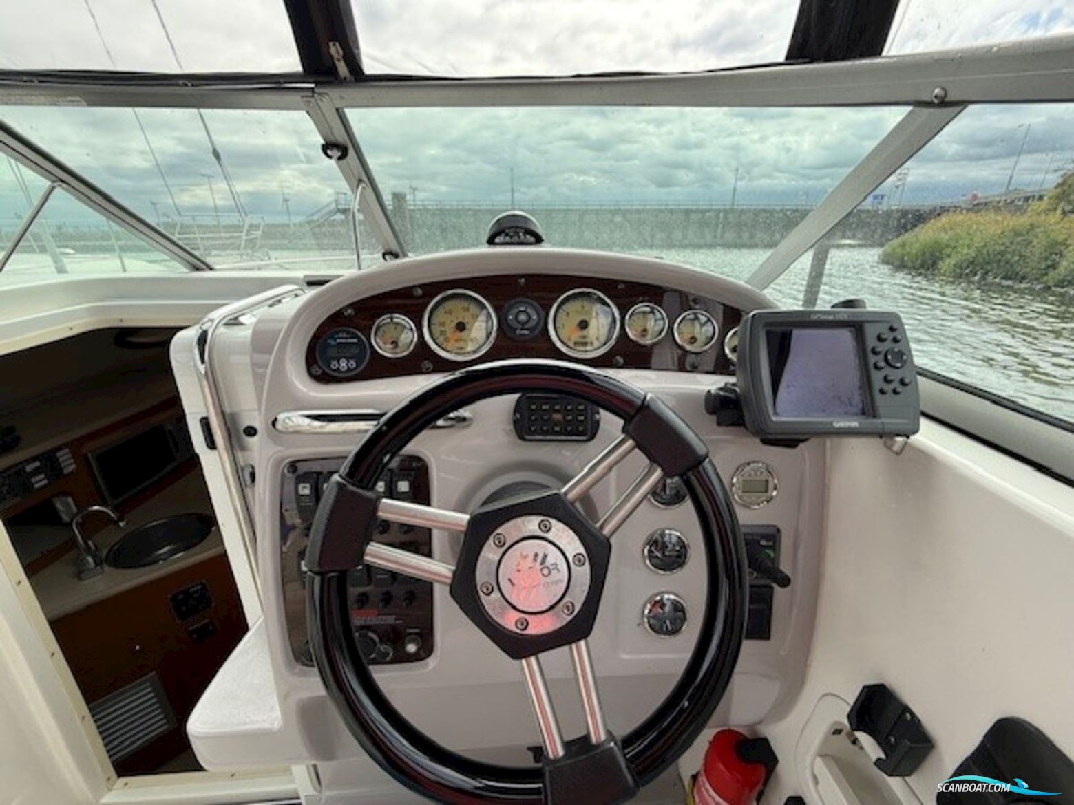 Chaparral 240 Signature