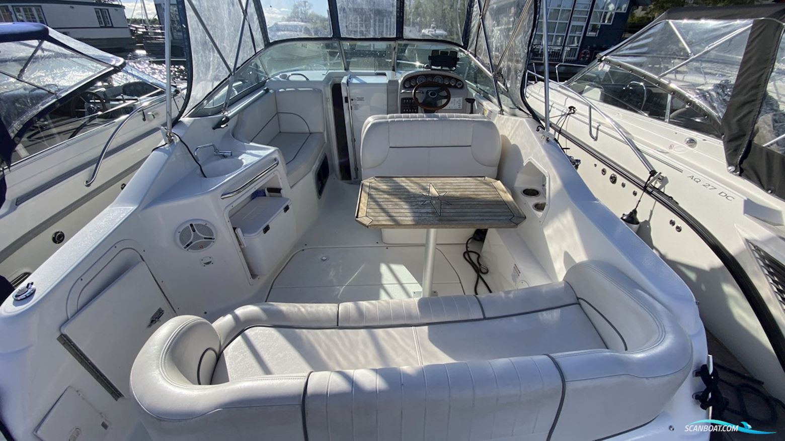 Chaparral 240 Signature