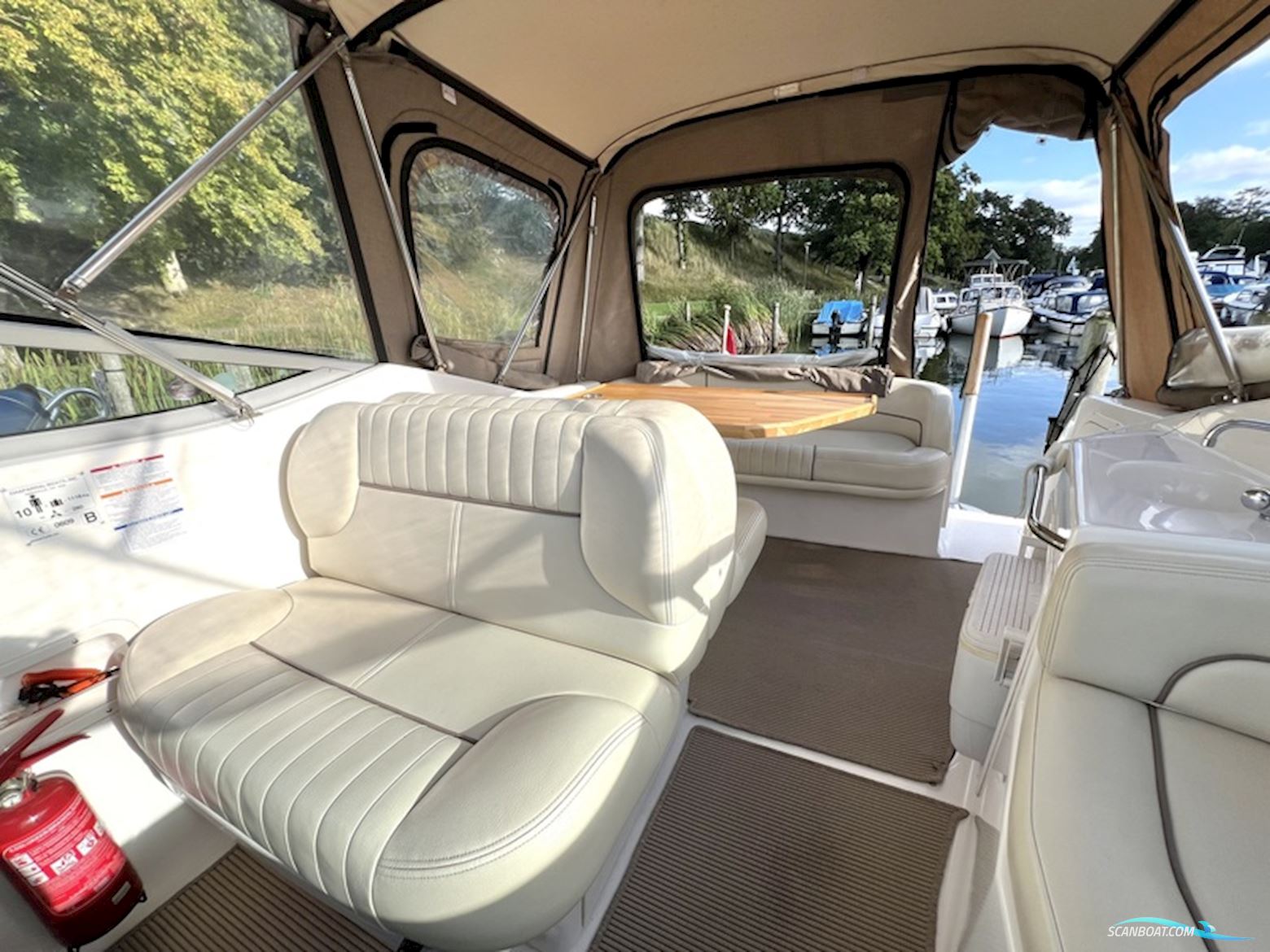 Chaparral 240 signature
