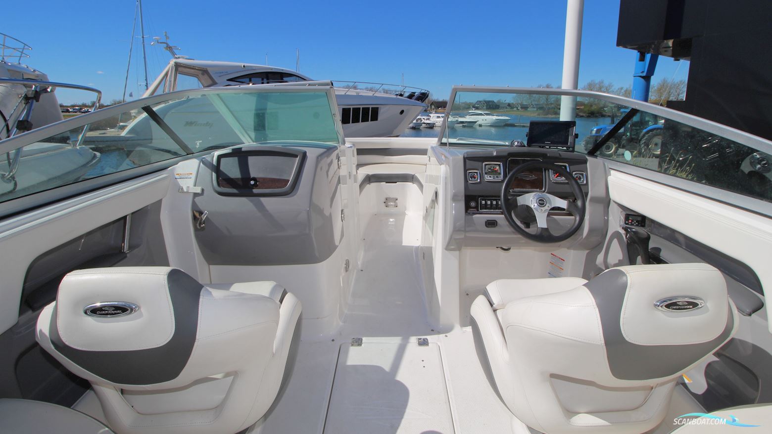 Chaparral 246 SSI Bowrider 