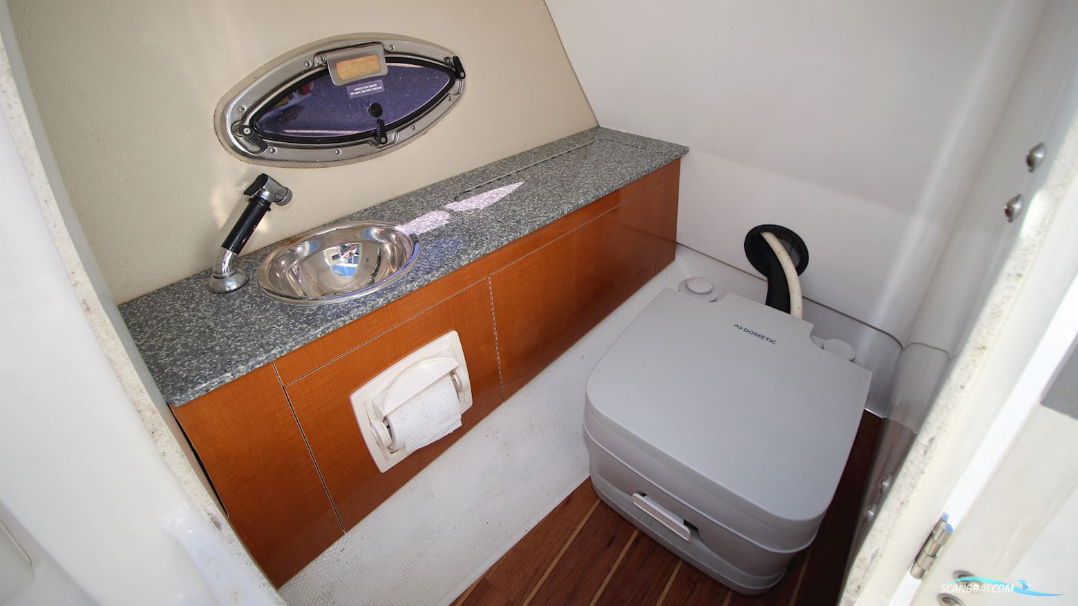 Chaparral 246 SSI Bowrider 