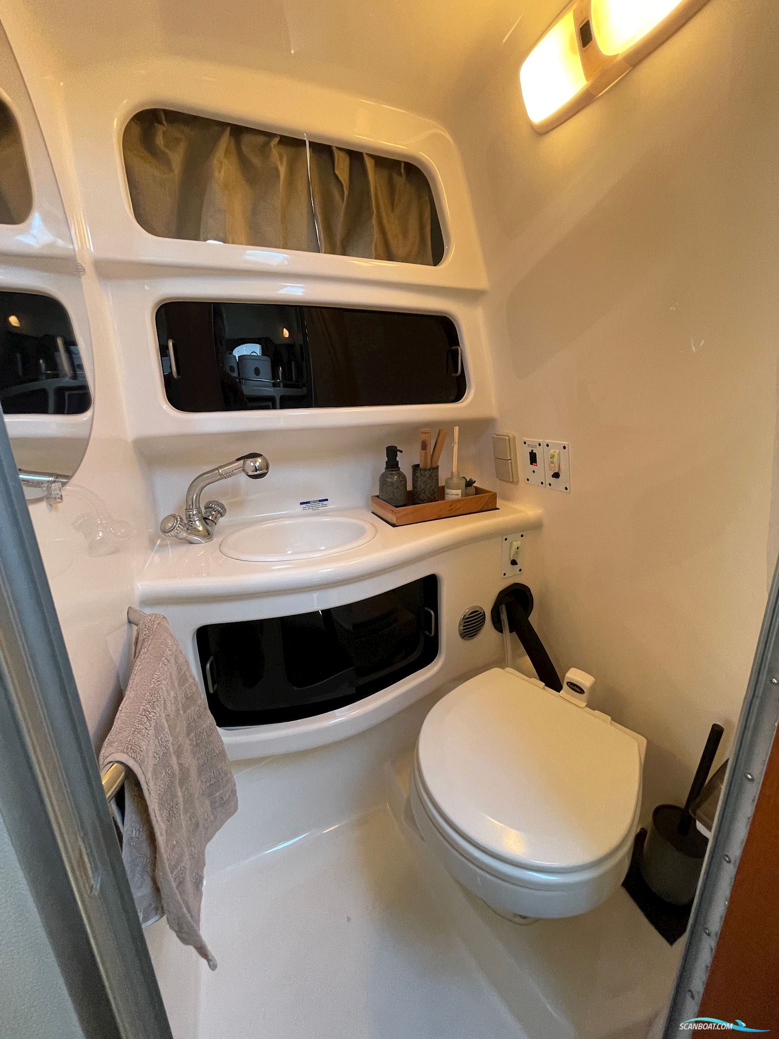 Chaparral 260 Signature