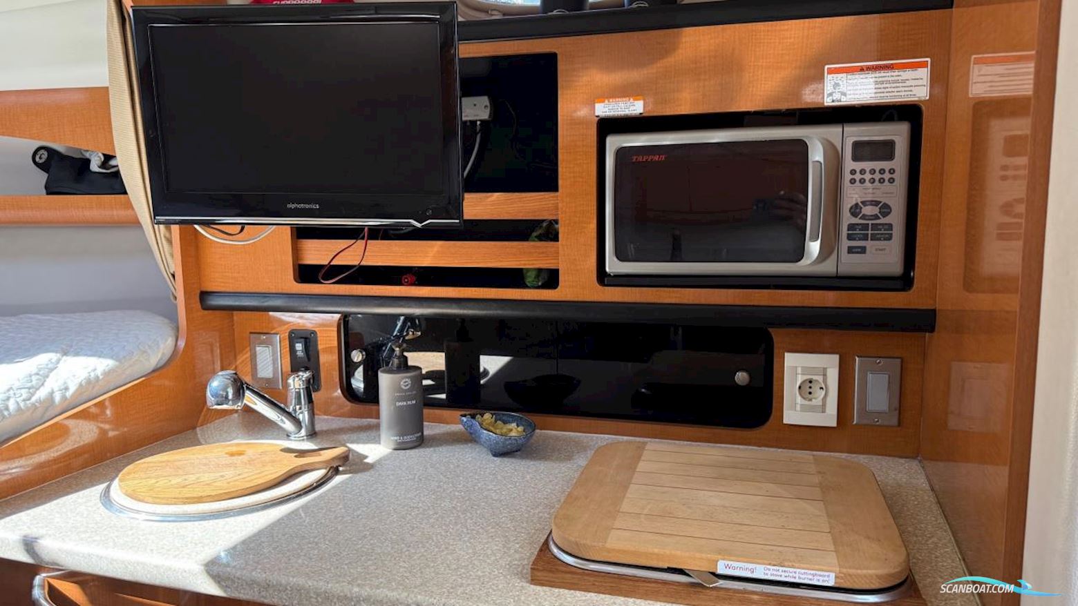 Chaparral 280 Signature