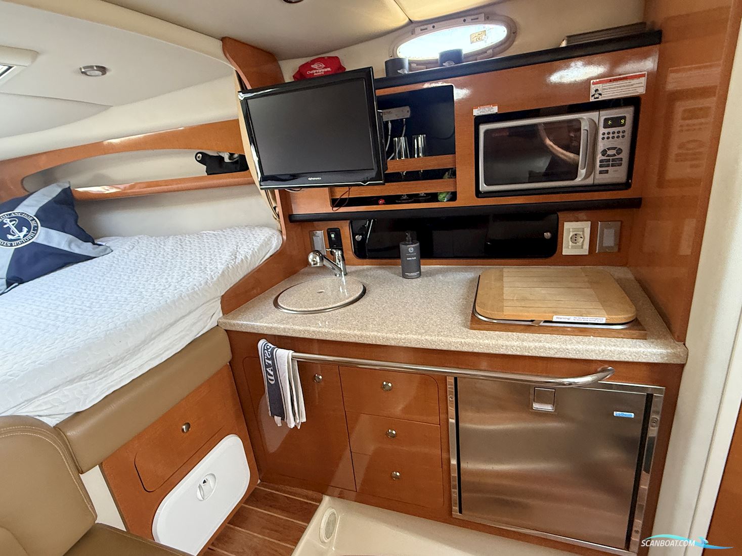 Chaparral 280 Signature