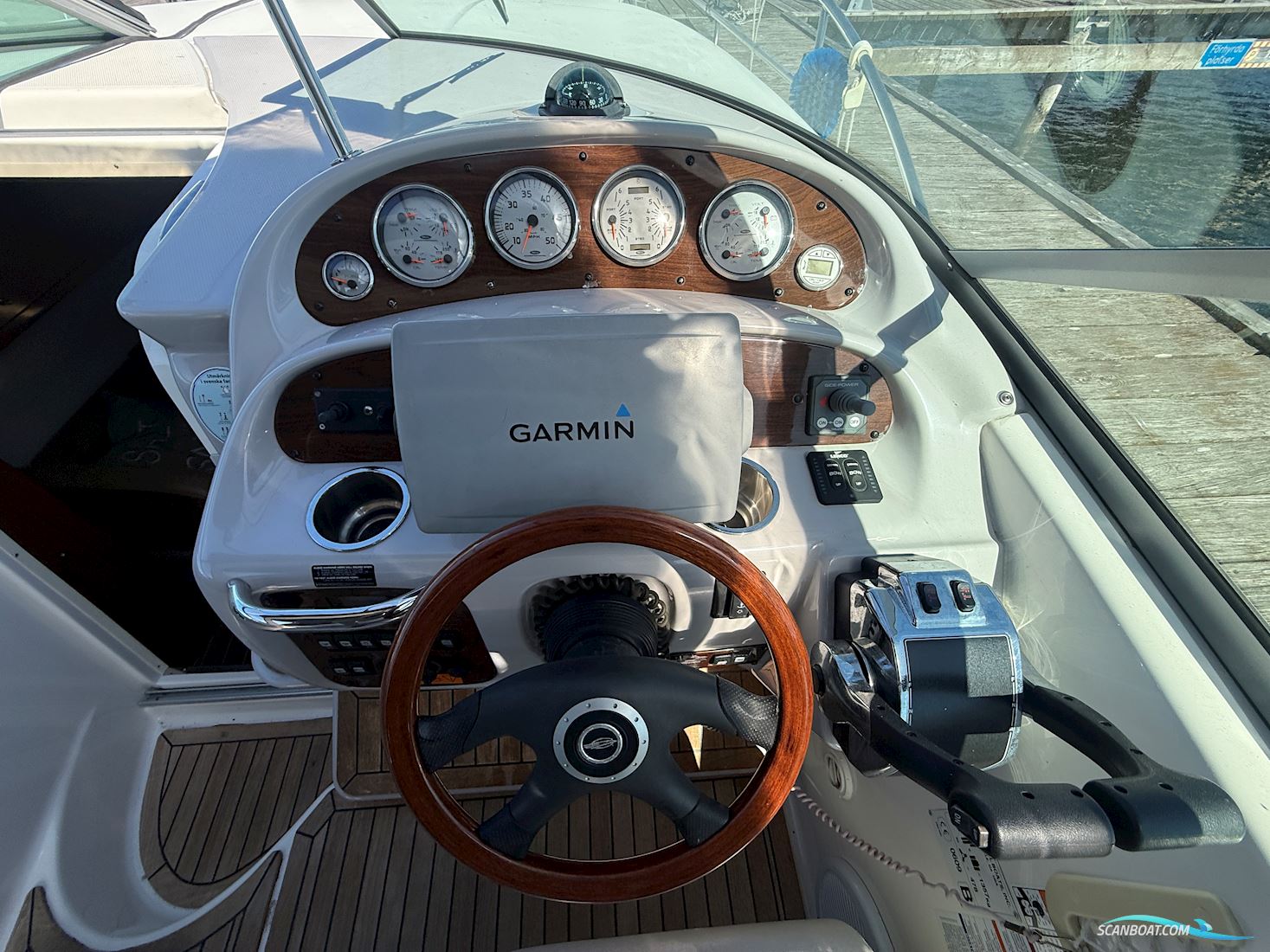 Chaparral 280 Signature