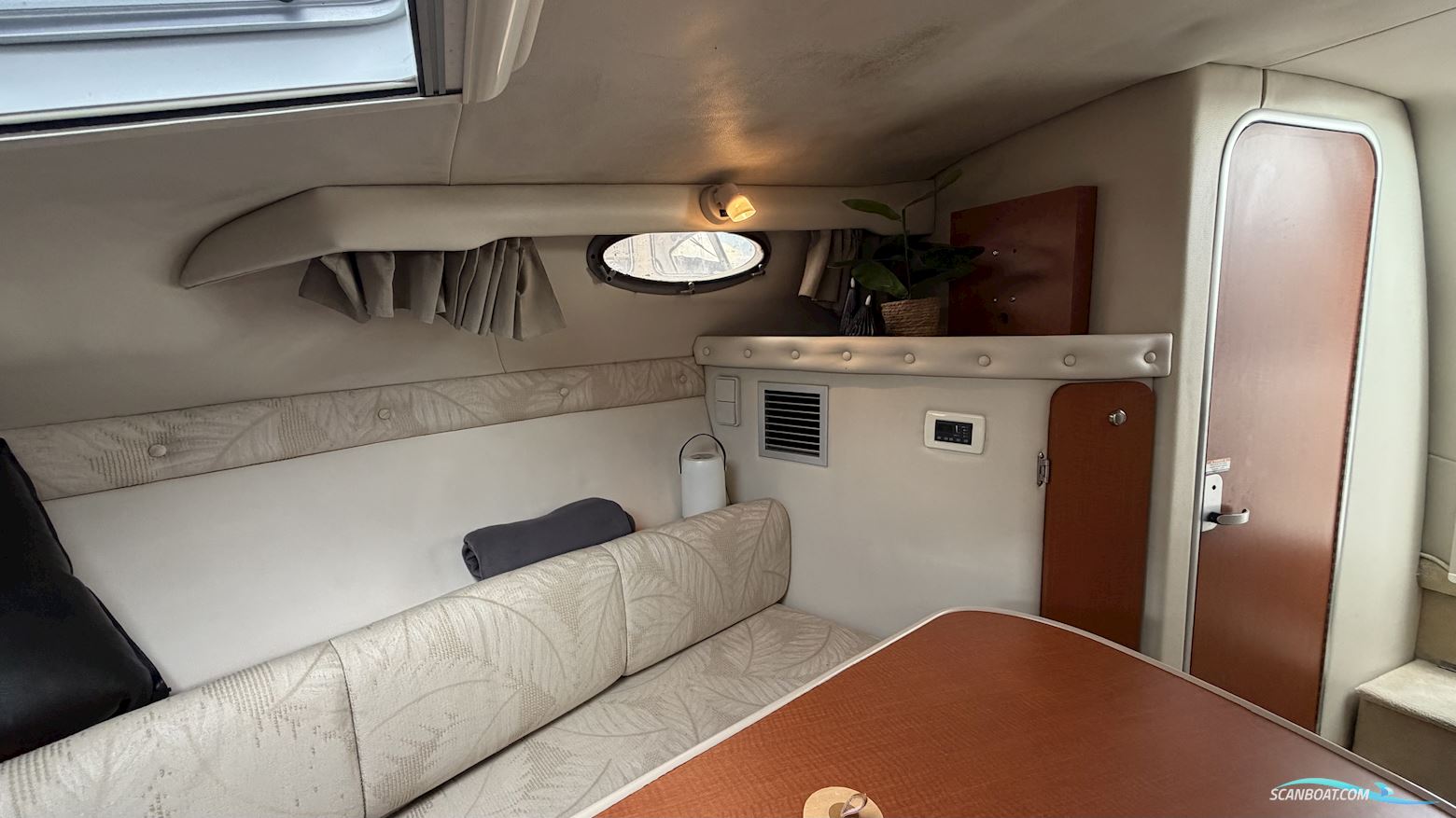 Chaparral Signature 260