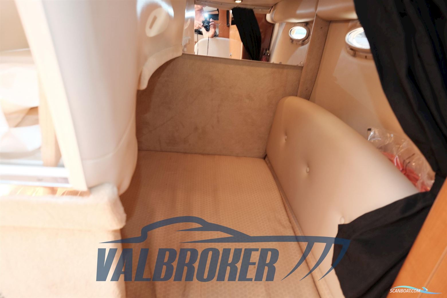 Chaparral Signature 280