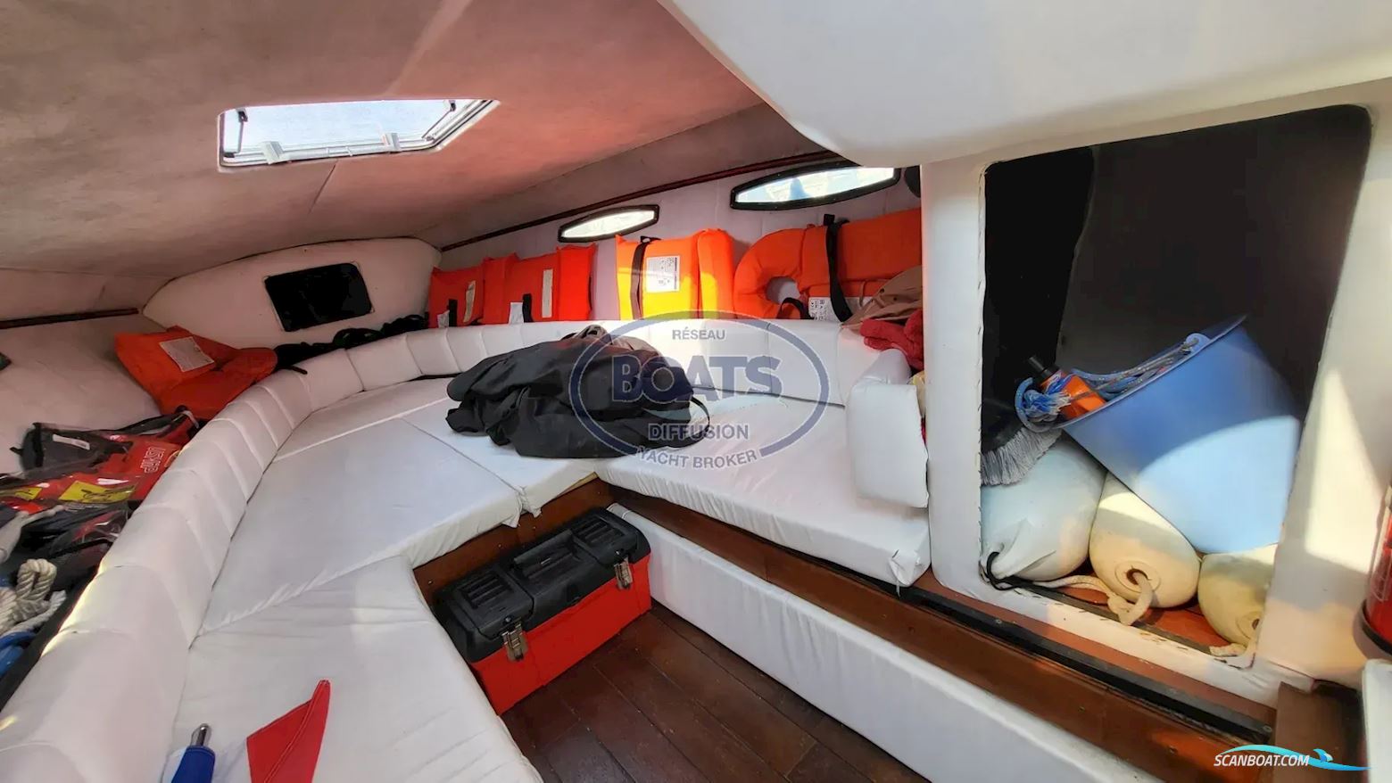 CHRIS CRAFT 260 Stinger