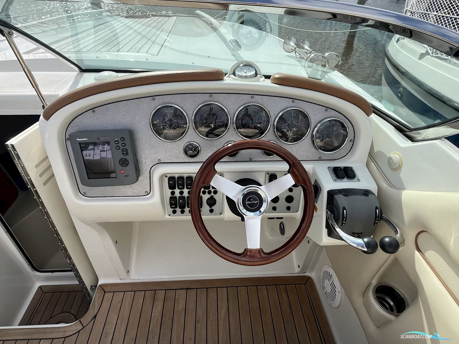 Chris Craft 28 Corsair Heritage (2009) Yderligere Nedsat