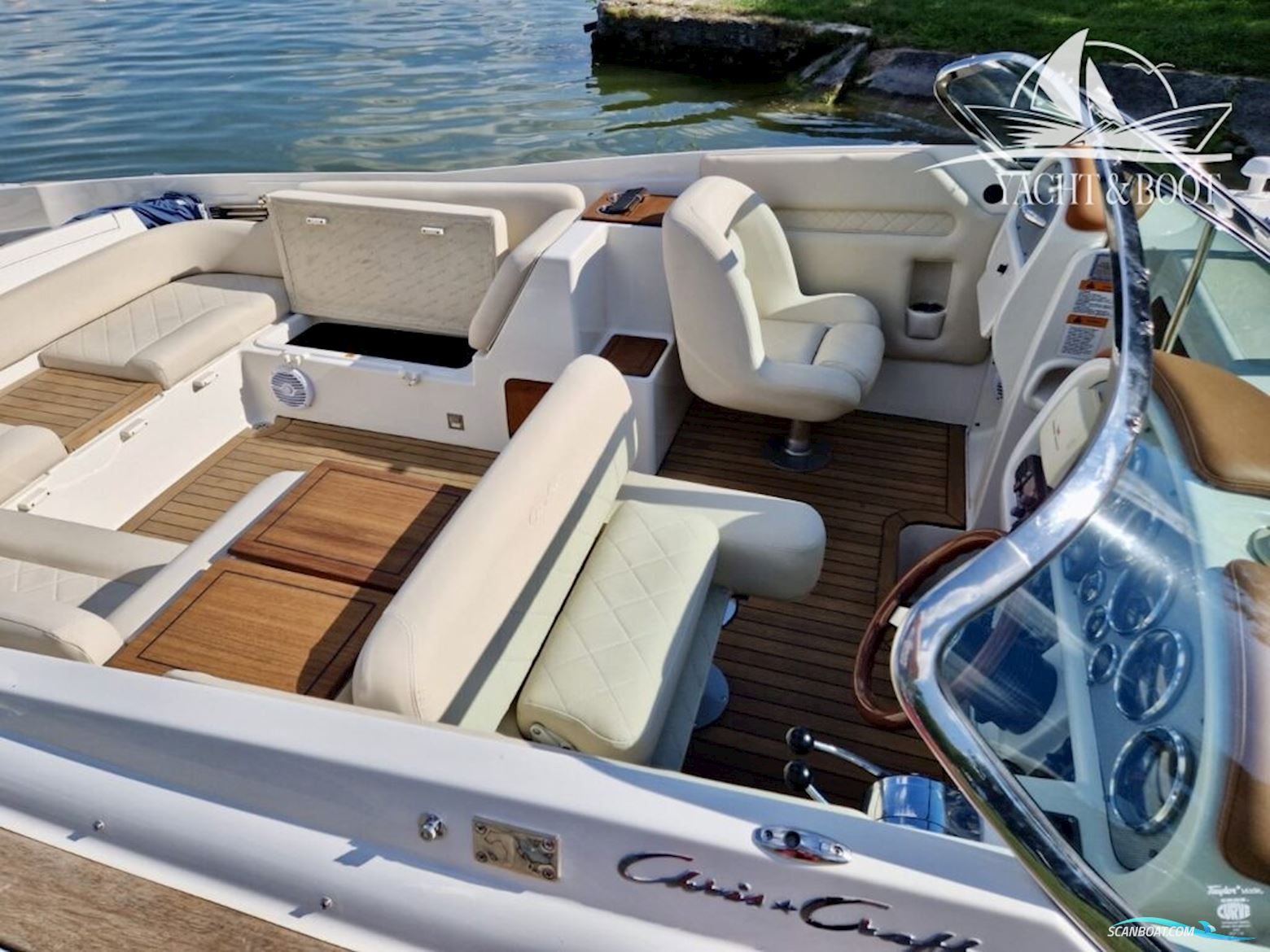 CHRIS CRAFT 28 Corsair Heritage Edition