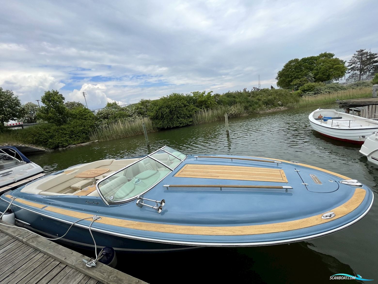 Chris Craft 28 Corsair