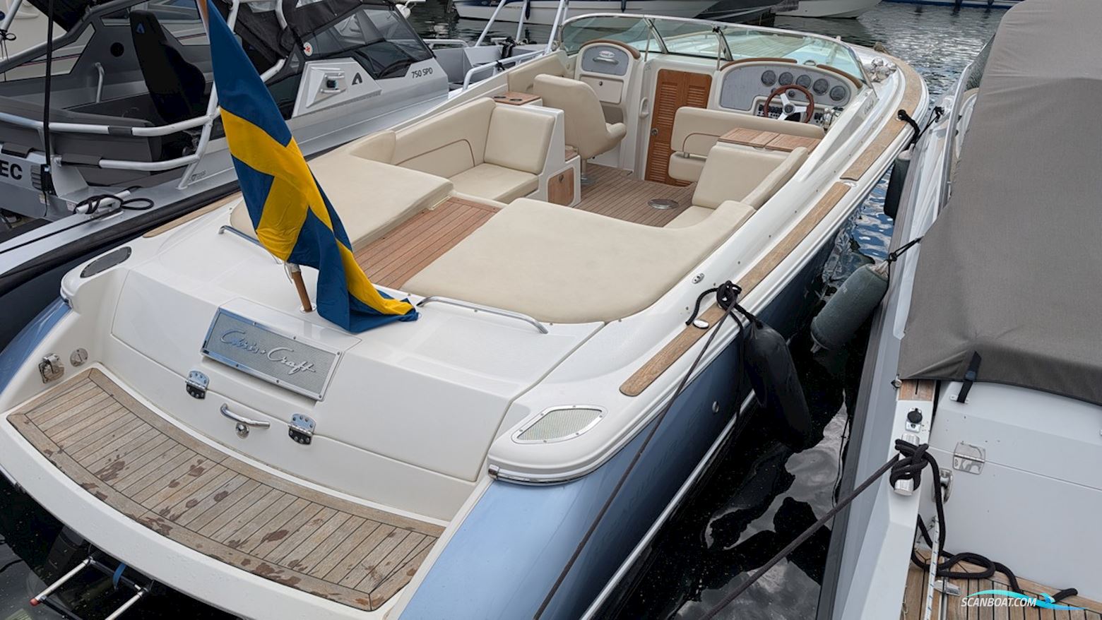 CHRIS CRAFT 28 CORSAIR