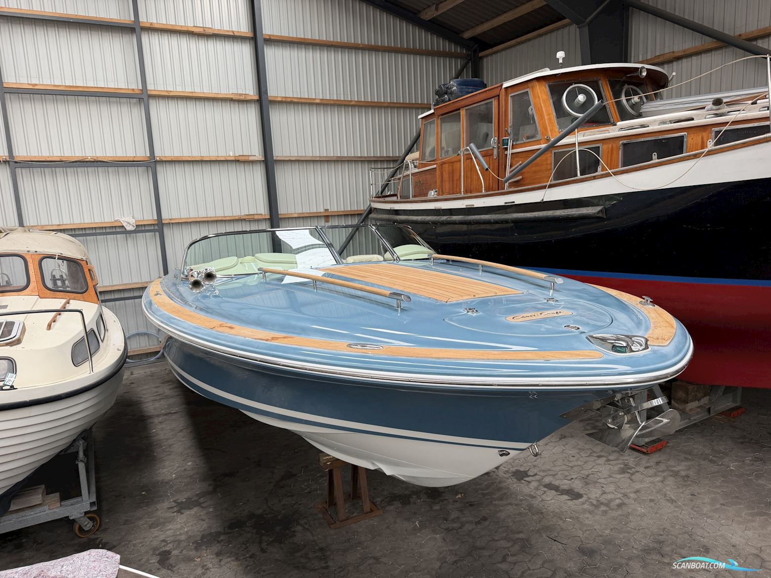 Chris Craft 28 Corsair