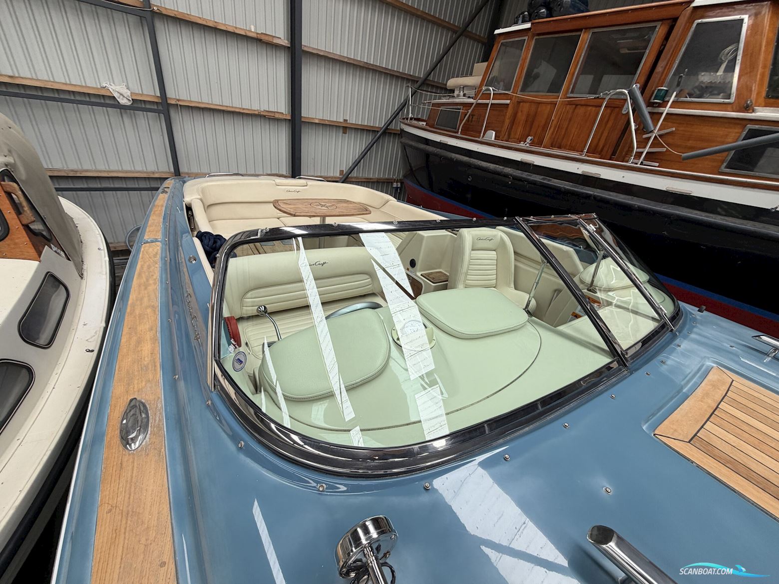 Chris Craft 28 Corsair